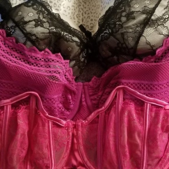 Cacique Other - Cacique Lot of 3 bras 40DDD